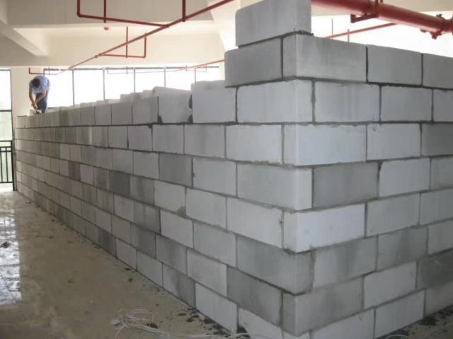 京口蒸压加气混凝土砌块承重墙静力和抗震性能的研究